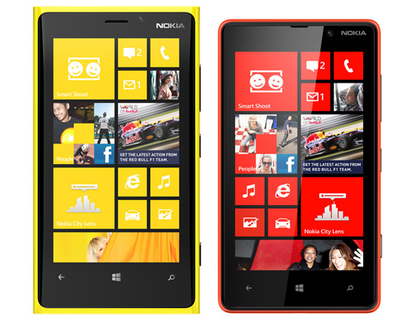 Начинаются российские продажи смартфонов Nokia Lumia 820 и 920 