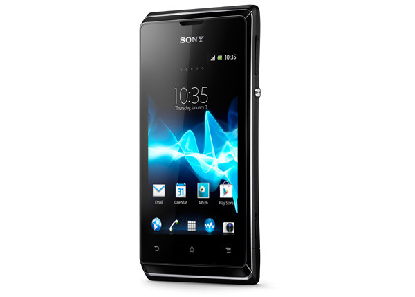 Sony Mobile представляет недорогой смартфон Xperia E
