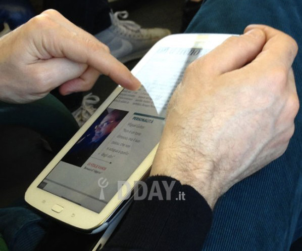 Появились изображения планшета Samsung Galaxy Note 8.0