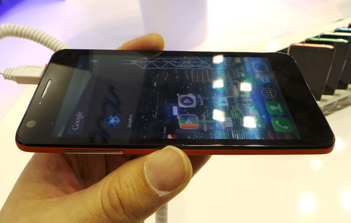 MWC 2013: дюжина фотографий разных интересных штуковин