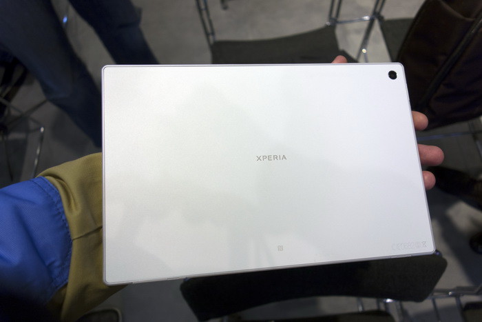 MWC 2013: живой фотоотчет с презентации Sony Mobile