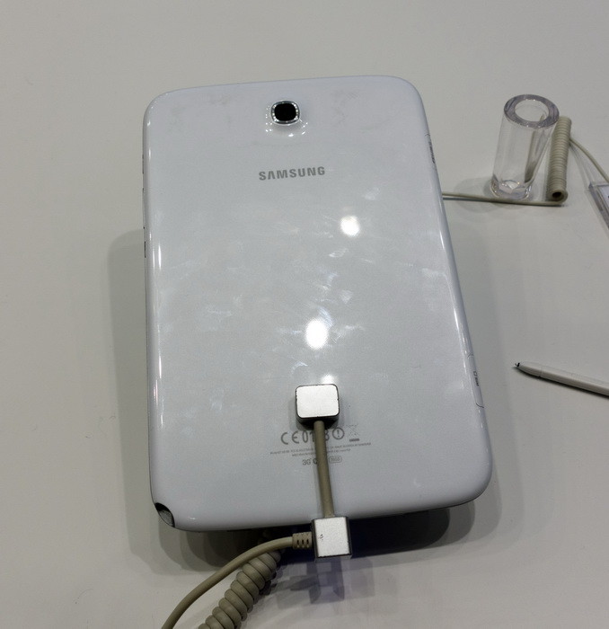 MWC 2013: немного фотографий планшета Samsung Galaxy Note 8.0