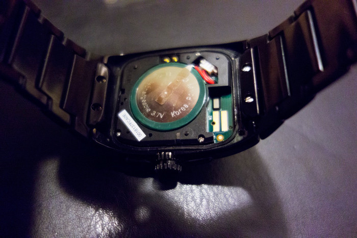 Sony Ericsson MBW-100: умные часы из 2006 года 