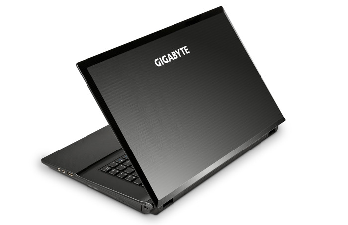 В России представлен 17,3-дюймовый ноутбук Gigabyte Q1742F