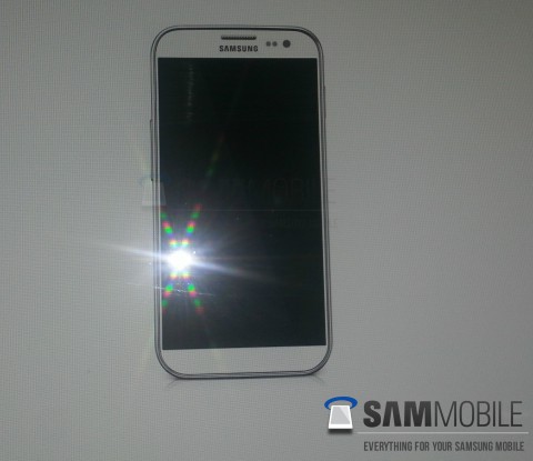 Каким ты будешь, Samsung Galaxy S IV? 