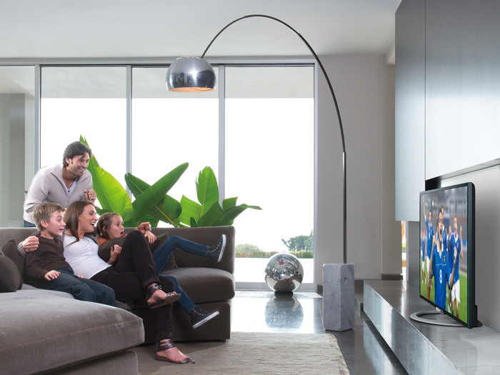 На российском рынка представлены телевизоры Sony BRAVIA серий W9, W8, W6 и R4