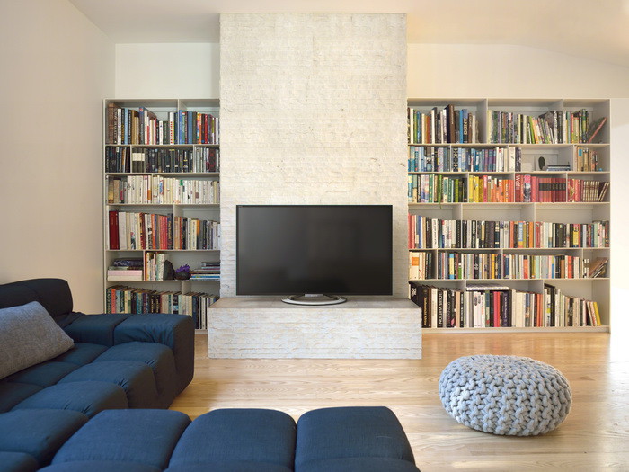 На российском рынка представлены телевизоры Sony BRAVIA серий W9, W8, W6 и R4