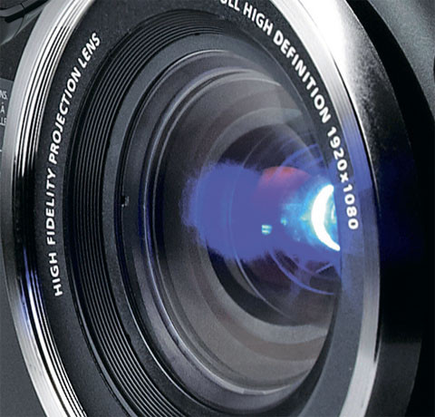 Лицом к лицу. Сравнение пары проекторов для домашнего кинотеатра