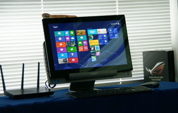 Asus показала новый трансформер-моноблок