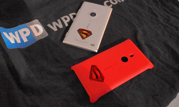 Nokia готовит смартфон Lumia 925 Superman Limited Edition картинка Nokia готовит смартфон Lumia 925 Superman Limited Edition