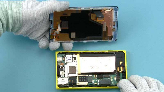 Nokia показала внутренности Lumia 1020 с 41-мегапиксельной камерой