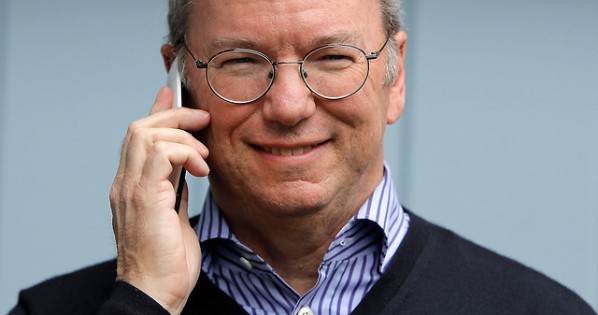 Эрик Шмидт сфотографировался с Moto X