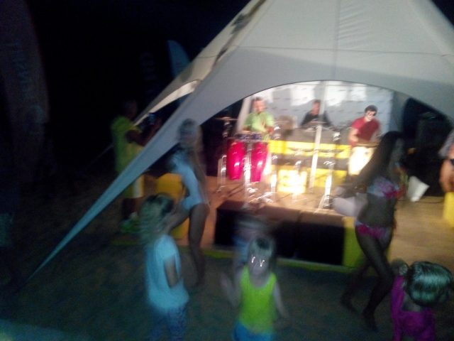 Fly IQ4410 Quad Phoenix: китайский смартфон с человеческим лицом