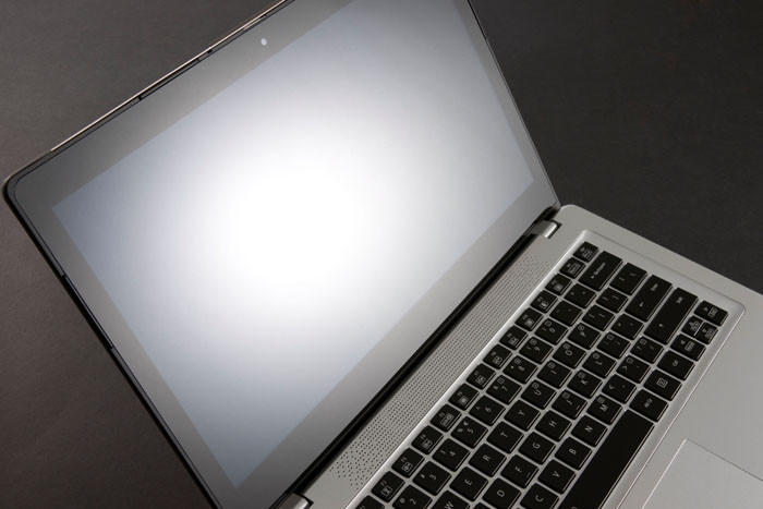 Gigabyte U2442T: 14-дюймовый ультрабук с мультитач-экраном