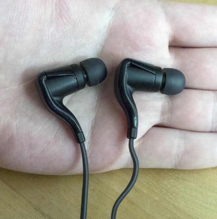 Plantronics BackBeat Go 2: немного музыки на бегу