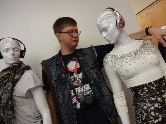 Смартограф Sony DSC-QX10: когда смартфон превращается в фотоаппарат