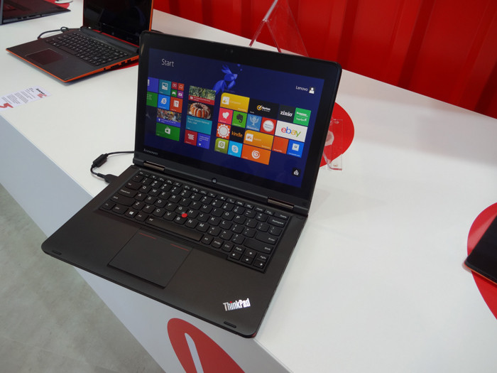 IFA 2013: «живые» снимки ноутбука-трансформера Lenovo ThinkPad Yoga  