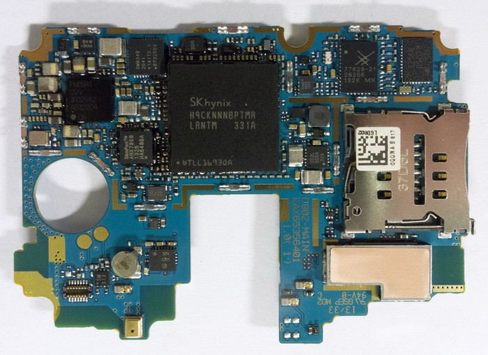 LG G2: снаружи и внутри нового корейского флагмана