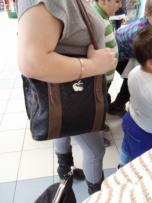 LG G2: снаружи и внутри нового корейского флагмана