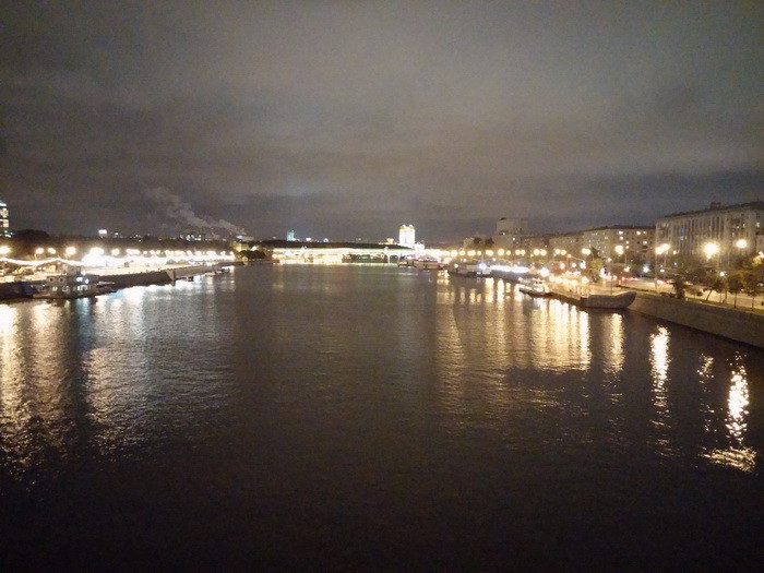 LG G2: снаружи и внутри нового корейского флагмана