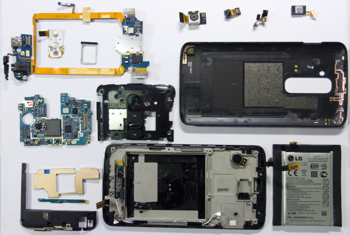 LG G2: снаружи и внутри нового корейского флагмана