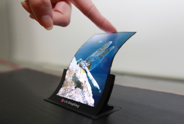 LG Display представляет «первый в мире гибкий OLED-экран для смартфонов»