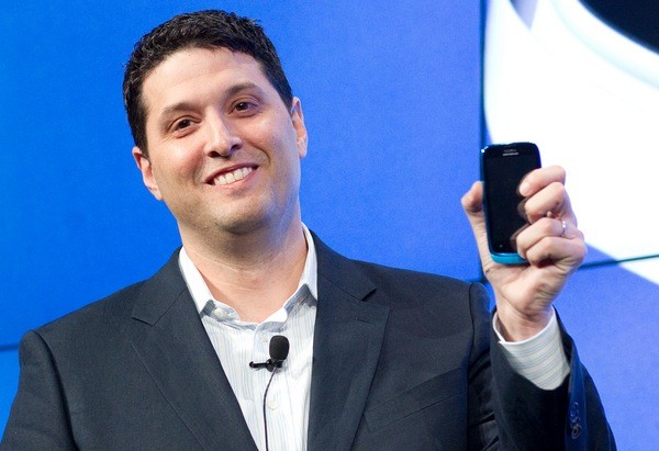 Microsoft предлагает HTC устанавливать Windows Phone на Android-смартфоны