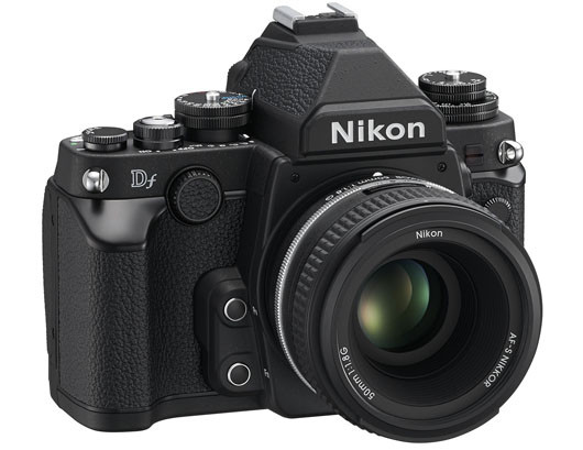 Nikon Df – ретро-зеркалка формата FX