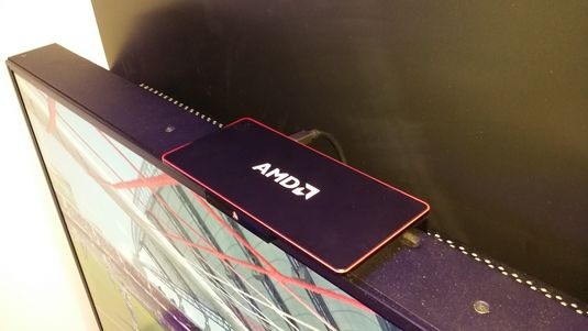 CES 2014. Прототип компьютера AMD можно спутать с конвертом