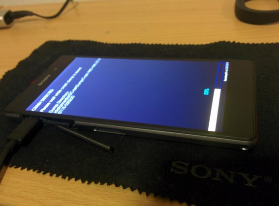 Опубликованы фотографии «наследника» флагманского смартфона Sony Xperia Z1 