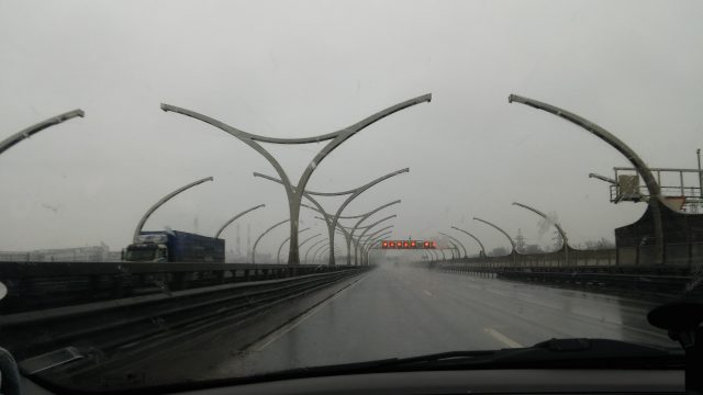 LG G Flex: зачем смартфону гибкость?