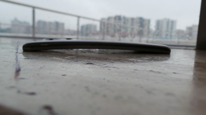 LG G Flex: зачем смартфону гибкость?