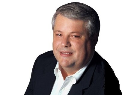 Финансовый директор Apple Питер Оппенгеймер уходит в пилоты картинка Финансовый директор Apple Питер Оппенгеймер уходит в пилоты