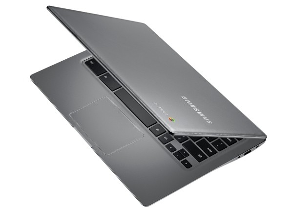 Samsung представила два новых «хромбука» с отделкой под кожу