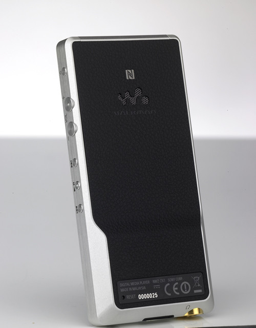 Обзор плеера высокого разрешения Sony NWZ-ZX1: Премиум-класс 
