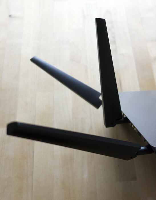 Обзор роутера Netgear R7000 Nighthawk: И вместо сердца пламенный Cortex-A9!