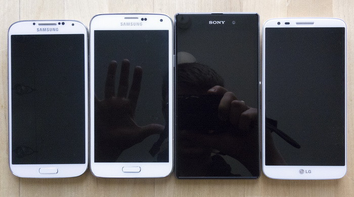 Заметки о Samsung Galaxy S5: Скромность, которая украшает