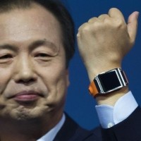 Слух: «умные» часы Samsung с возможностью совершения вызовов назовут Galaxy Solo
