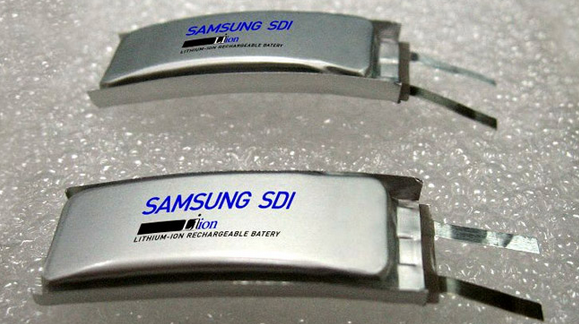Samsung разработала изогнутый аккумулятор для носимой электроники