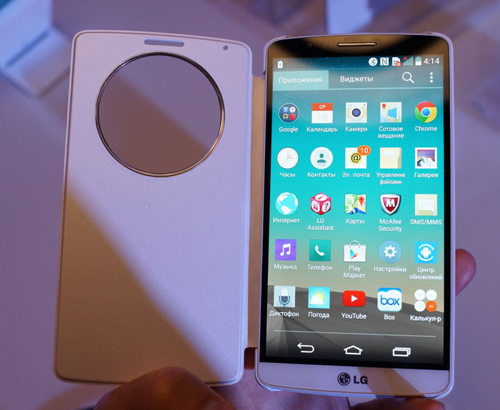 Сегодня в России официально представлен флагманский смартфон LG G3