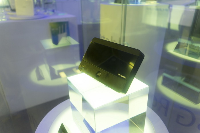 Прогулки по Computex. Часть вторая: TP-LINK, Hiper, нефритовый жезл Acer, грустные приветы из прошлого и многое другое