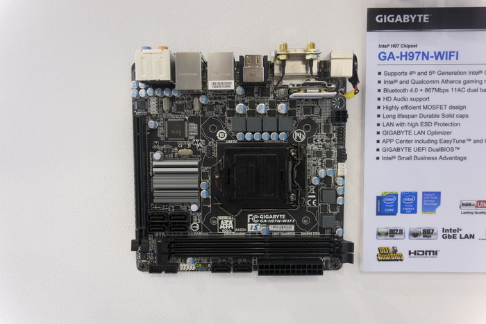 Прогулки по Computex. Часть вторая: TP-LINK, Hiper, нефритовый жезл Acer, грустные приветы из прошлого и многое другое