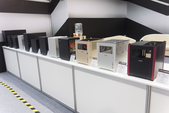 Прогулки по Computex. Часть вторая: TP-LINK, Hiper, нефритовый жезл Acer, грустные приветы из прошлого и многое другое