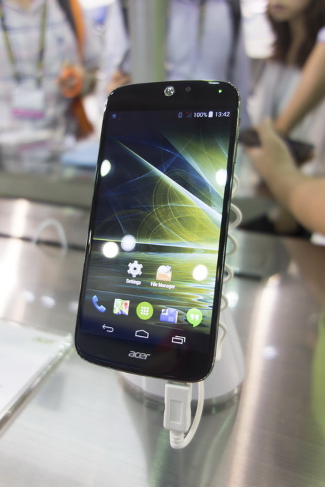 Прогулки по Computex. Часть вторая: TP-LINK, Hiper, нефритовый жезл Acer, грустные приветы из прошлого и многое другое