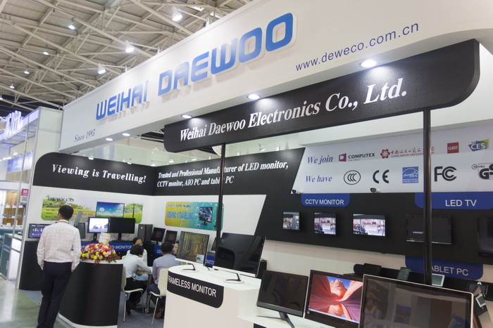 Прогулки по Computex. Часть вторая: TP-LINK, Hiper, нефритовый жезл Acer, грустные приветы из прошлого и многое другое