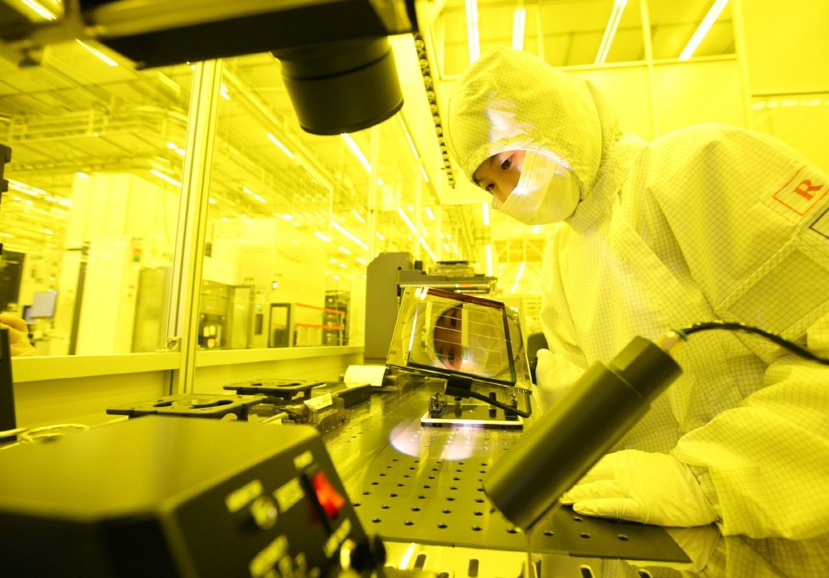 Китай претендует на глобальное лидерство в выпуске микросхем