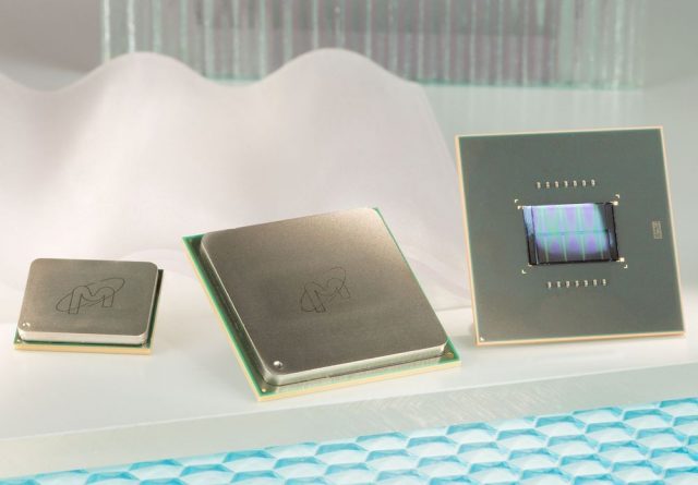 Первые модули HMC