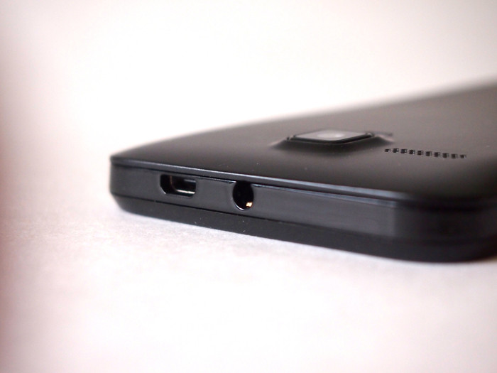 Haier W852. Подкрепление в полку бюджетных смартфонов