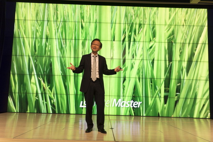 Презентация новых смартфонов ASUS Zenfone в Москве: Больше тысячи слов!..