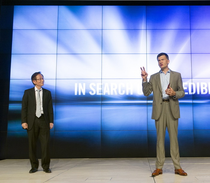 Презентация новых смартфонов ASUS Zenfone в Москве: Больше тысячи слов!..